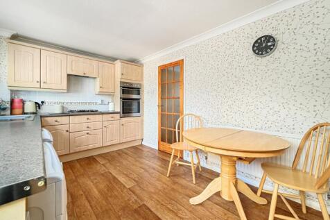 Kitchen 3