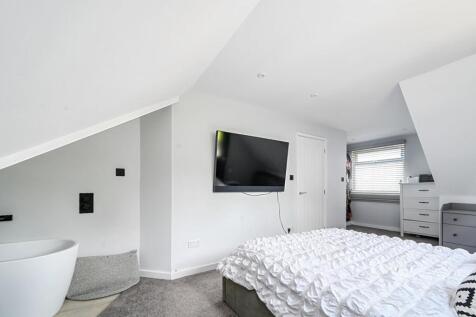 Bedroom 1 FF