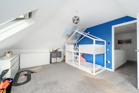 Bedroom 2 FF
