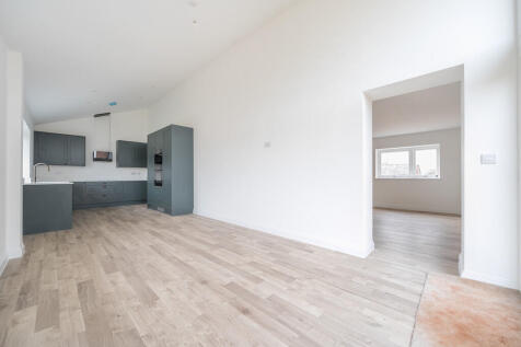 Kitchen dining