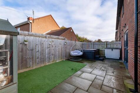 1 Beauont Close HE-40.jpg