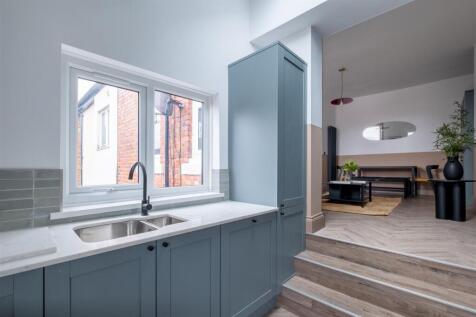 35 Fifth Avenue HMO HE-42.jpg