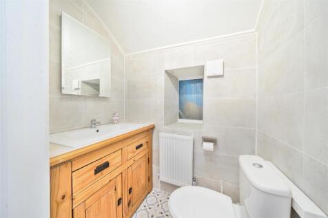 En-suite W.C.