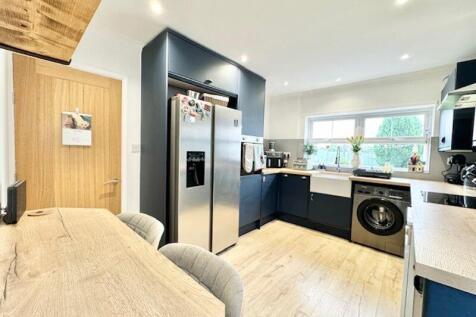Kitchen breakfast room
