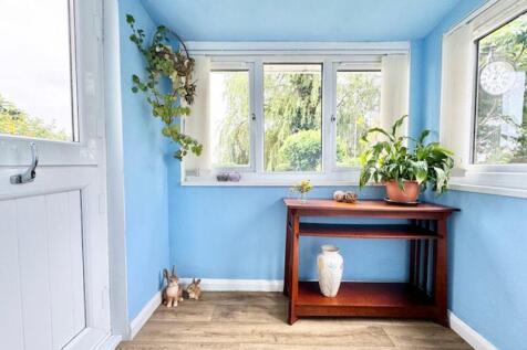 Entrance porch
