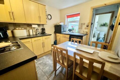 Kitchen 2