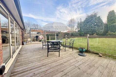 Decking area 2