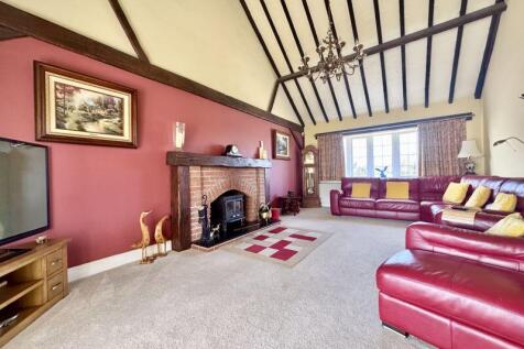 Lounge 4