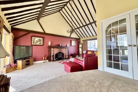 Lounge 3