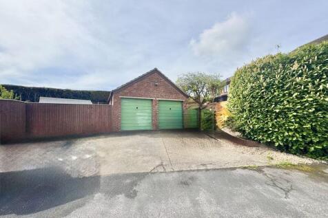 Double garage