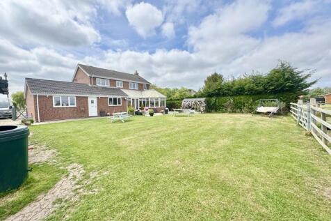 Rear garden view 3