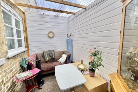 Sun porch