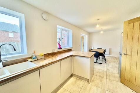 Kitchen / Diner