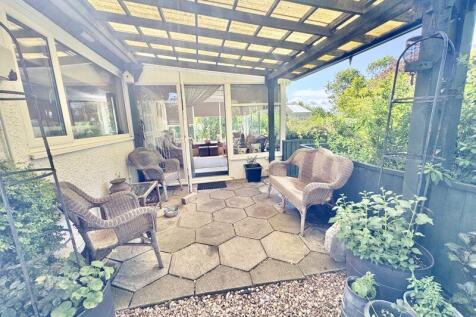 Patio/ pergola