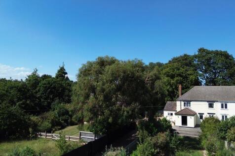 Aerial with side garden