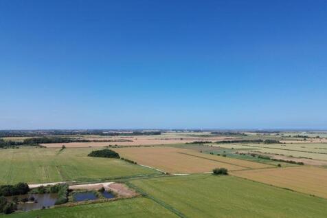 Countryside to rear