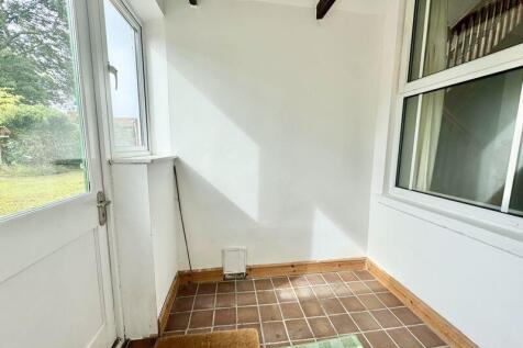 Rear porch 2