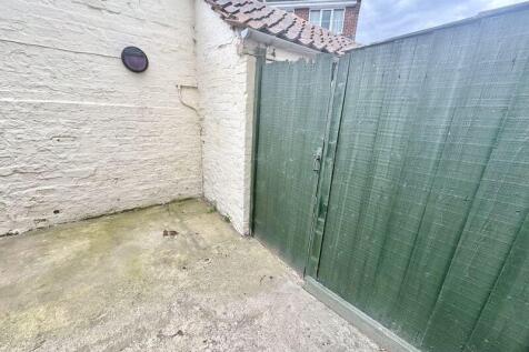 Courtyard 2