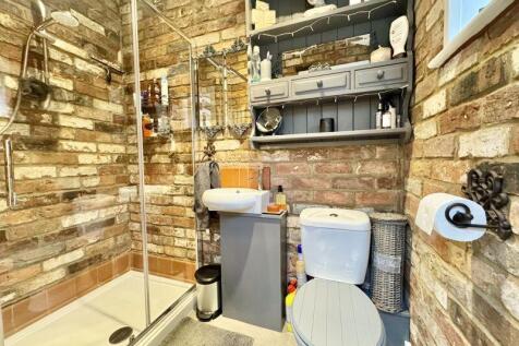 Ground floor shower room
