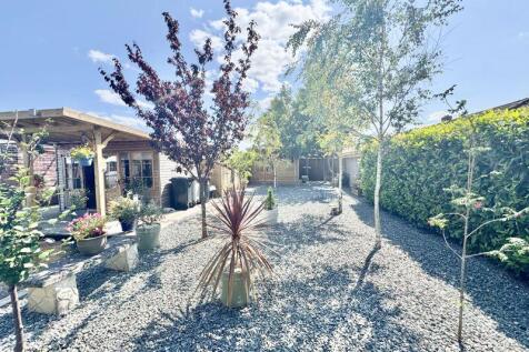 Rear of garden view