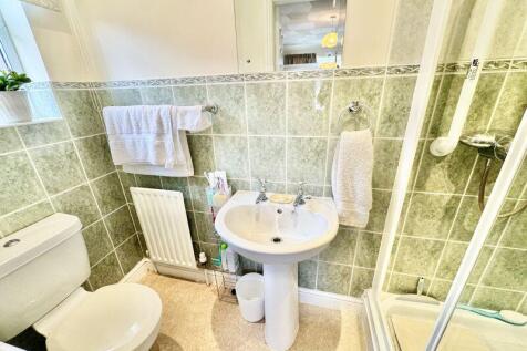 En suite shower room