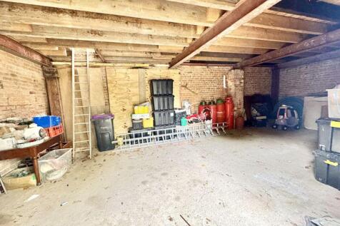 Barn 1 interior