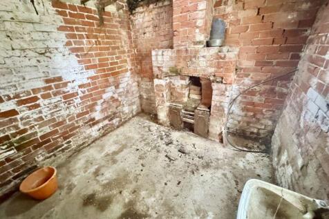 Barn 3 washroom