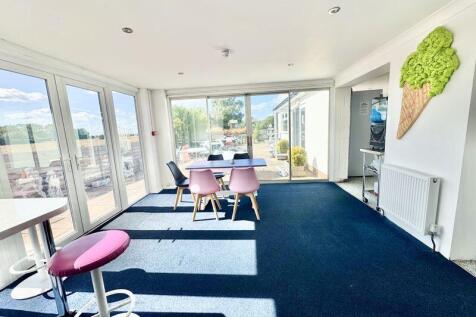 Garden room