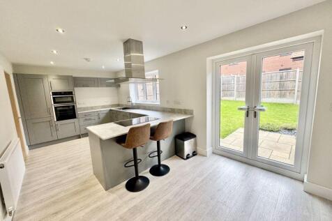 Kitchen dining room