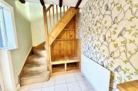 Access to first floor