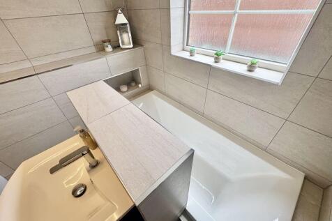 Sunken bath view