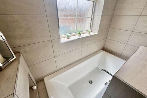Sunken bath