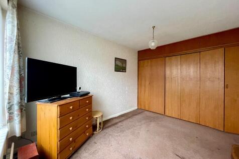 office / bedroom 4