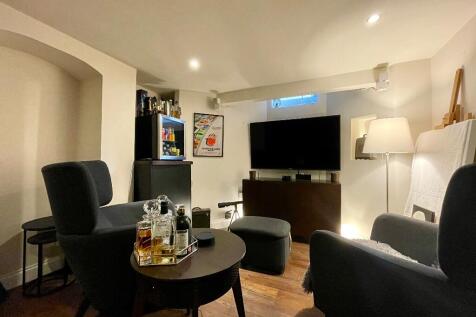 office / TV room