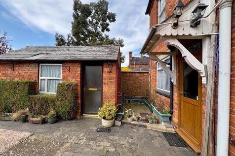 outbuilding