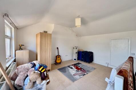 bedroom 2 -2nd floor