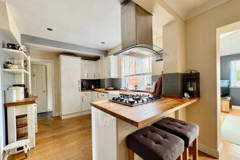 breakfast bar
