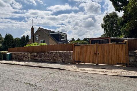 gated driveway