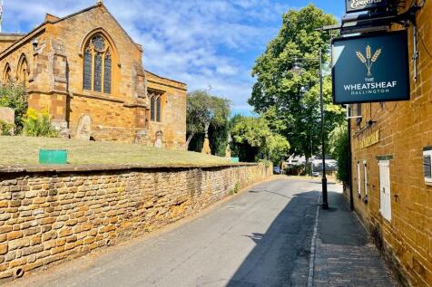 pub &amp; church