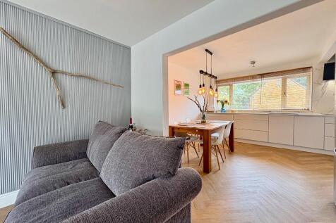living / dining