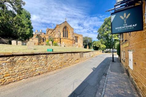 pub &amp; church