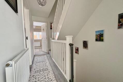 1st floor landing