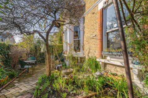 Slaithwaite Road-5.jpg