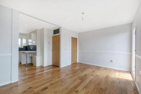 Brooke Lane, SE3 0EB-3.jpg