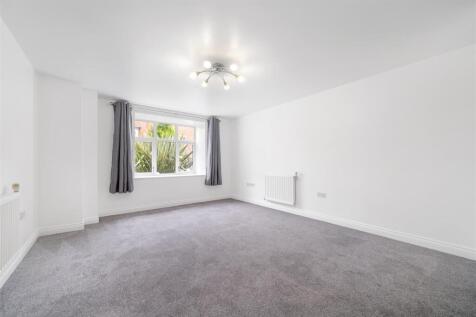 Robinson Court-10.jpg