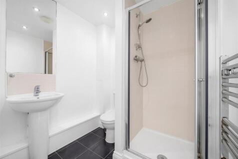 Robinson Court-9.jpg