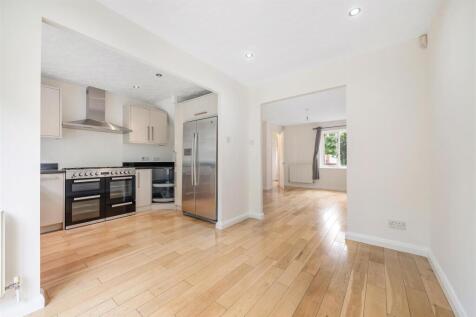 Ridgewell Close-8.JPG