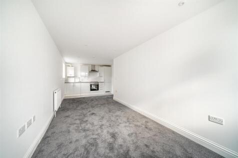 Maple Court-5.JPG