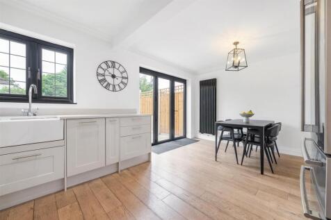 48 Tintagel Road-11.JPG