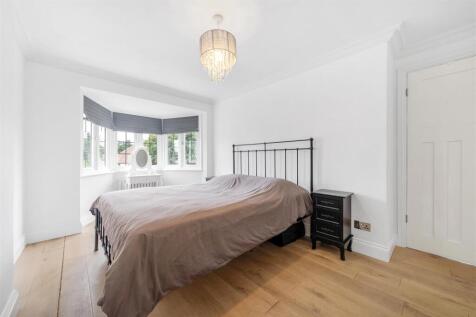 48 Tintagel Road-3.JPG